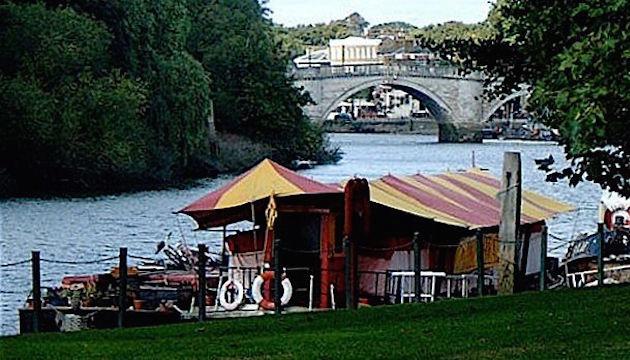 Puppet Theatre Barge Richmond