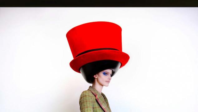 Walter van Beirendonck, Fall/Winter 2010/2011. Hat: Stephen Jones © Ronald Stoops