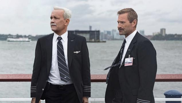 Aaron Eckhart, Tom Hanks – Sully, Clint Eastwood film