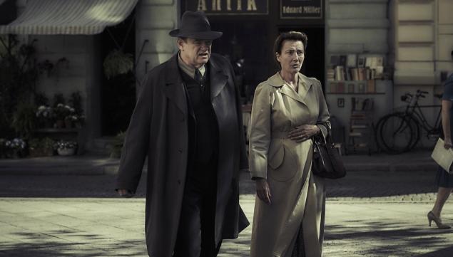 Emma Thompson and Brendan Gleeson star in Alone in Berlin