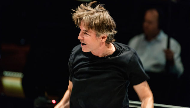 Esa-Pekka Salonen conducts the Philharmonia Orchestra. Photo: Mika Ranta