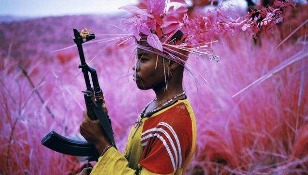 Richard Mosse Safe From Harm, North Kivu, Eastern Congo, 2012 Digital C print, 48 x 60 inches © Richard Mosse Courtesy of the artist and Jack Shainman Gallery