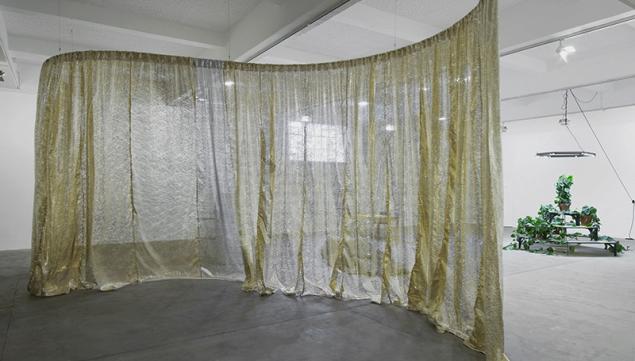 Céline Condorelli, 2014, installation view at Chisenhale Gallery. Photo: Andy Keate. 