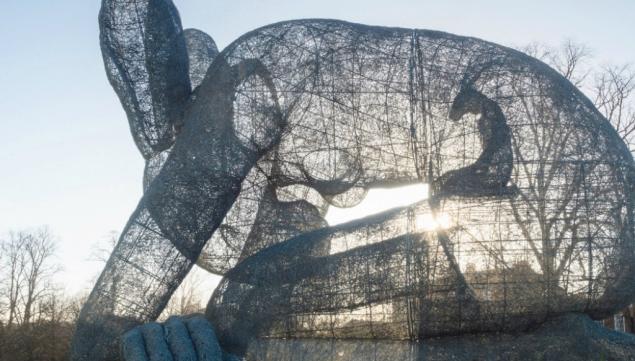 Sophie Ryder, Salisbury Cathedral 