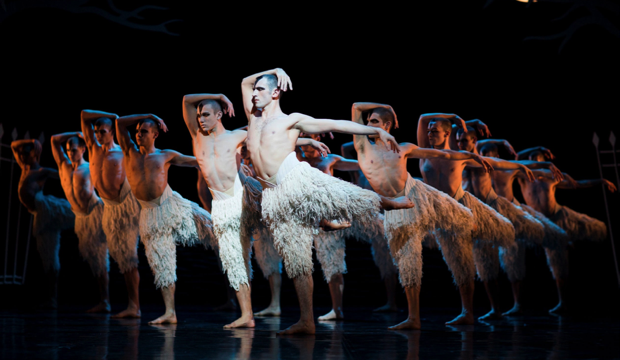 Matthew Bourne's Swan Lake, photo New Adventures