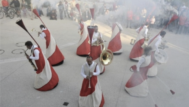 Outdoor performance in London: Greenwich and Docklands International Festival 2014, plus more