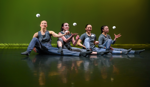 Gandini Juggling and Alexander Whitley, Spring, photo Simon Carter