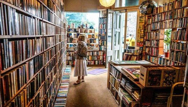 10-of-the-best-london-second-hand-bookshops-culture-whisper