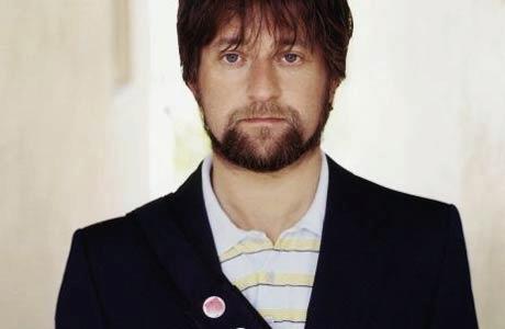 King Creosote performs From Scotland With Love