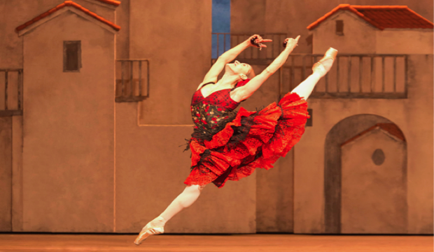 Marianela Nuñez in The Royal Ballet's Don Quixote (c) ROH Johan Persson