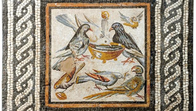 Doves (end of the 1st century BC to start of the 1st century AD) Mosaic 45 x 44.3 cm Courtesy: Soprintendenza Speciale per I Beni Archeologici di Roma