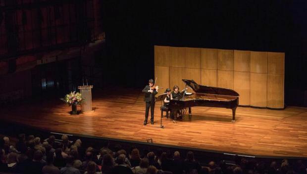 Opera star Jacques Imbrailo was the Gold Medal Finalist 2006. Photo: Sam Canetty-Clark