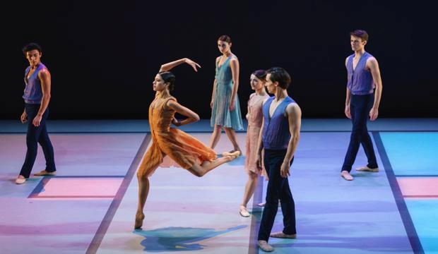 Beatriz Stix-Brunell and dancers of the Royal Ballet in Everyone Keeps Me, photo Bill Cooper ROH