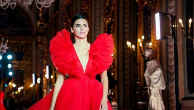 Kendall Jenner: Giambattista Valli H&M collaboration