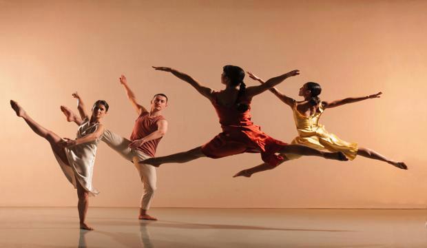 RADC, Voices and Light Footsteps, dancers Jennifer Hayes, Niall Egan, Alejandra Gissler, Ellen Yilma, photo Chris Nash