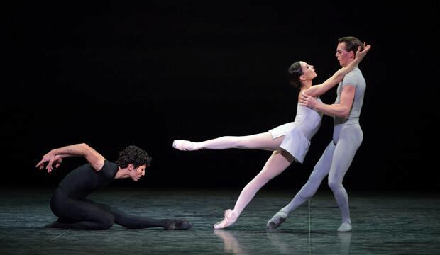 Tamara Rojo, Joseph Caley and Fernando Carratalá Coloma in Song of the Earth © Laurent Liotardo