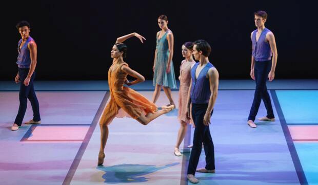 Beatriz Stix-Brunel and artists of The Royal Ballet in Everyone Keeps Me © 2019  ROH Photo: Bill Cooper