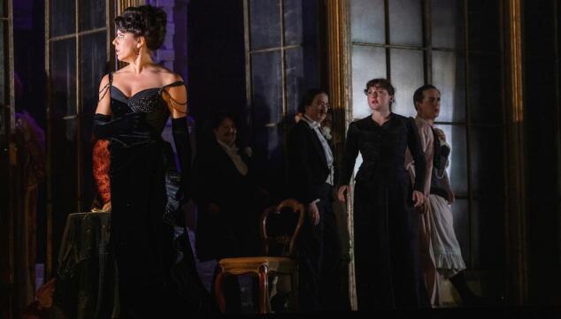 A triumphant revival of Opera Holland Park's La Traviata. Photo: Ali Wright