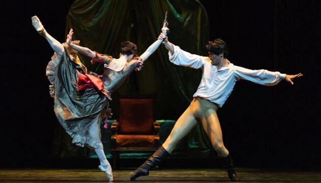 Natalia Osipova and Ryoichi Hirano in Mayerling, The Royal Ballet © 2018 ROH. Photo: Helen Maybanks