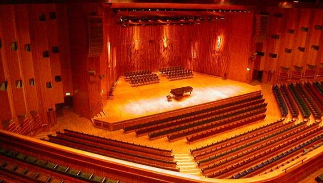 Simon Rattle, Ian Bostridge, Renée Fleming: Barbican Classical Music Season 2015/16