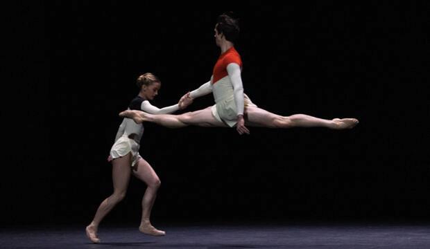 Anna Rose O'Sullivan and William Bracewell in Dispatch Duet © ROH 2022. Photo: Andrej Uspenski