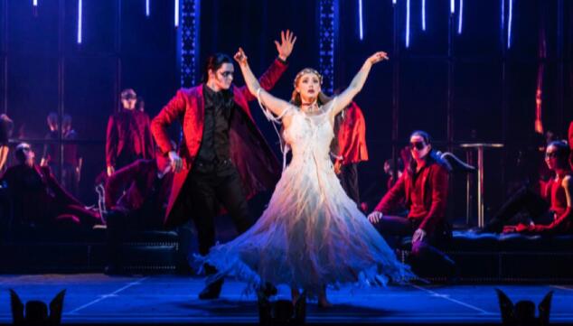 Matthew Bourne's Sleeping Beauty featuring New Adventures Dancers, Paris Fitzpatrick and Ashley Shaw. Photo: Johan Persson