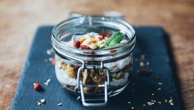 Granola with quark