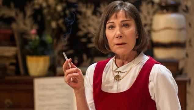 Zoe Wanamaker as Stevie Smith