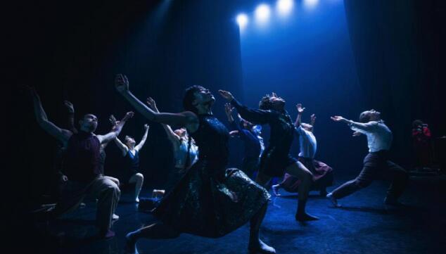 Hofesh Shechter Company, Theatre of Dreams. Photo: Todd MacDonald