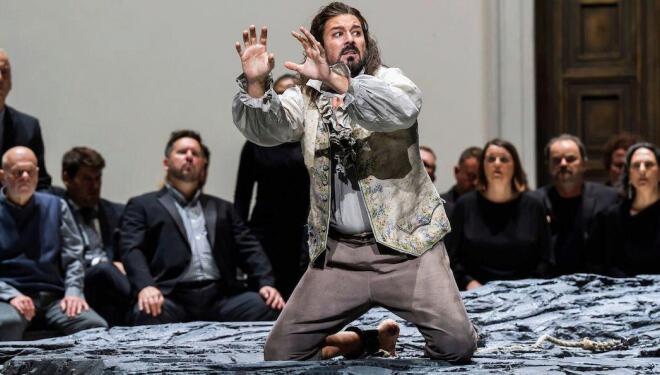 Silent observers in Fidelio at the Royal Opera. Photo: Tristram Kenton