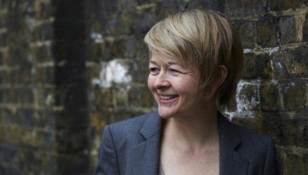 Sarah Waters - photo by Charlie Hopkinson 