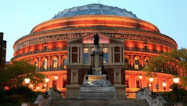 Kids, Royal Albert Hall:  mostbeautifulplacesintheworld.com 