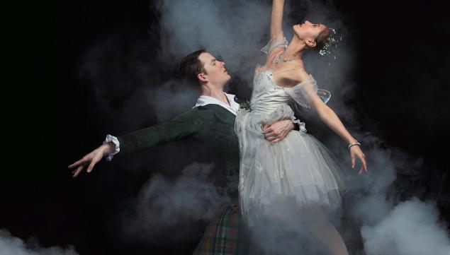 Queensland Ballet La Sylphide - photo Georges Antoni