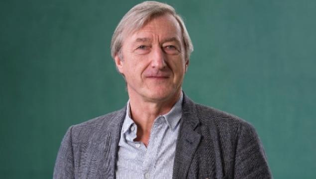 Julian Barnes, Islington Assembly Hall