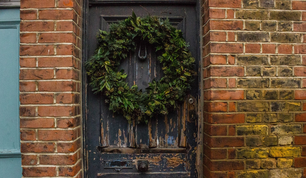 Rebel Rebel, Die Hard Wreath