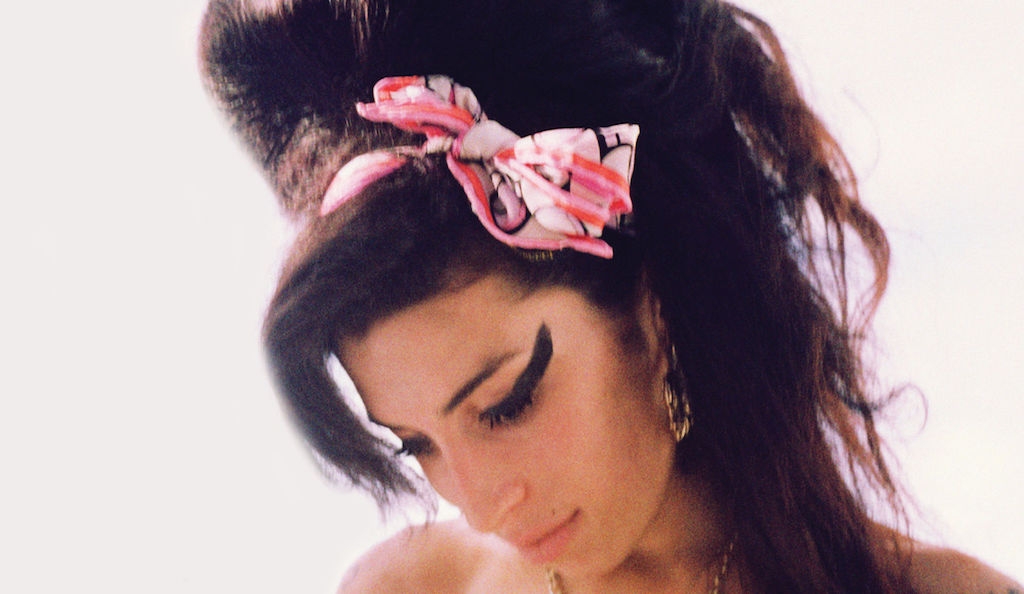 Эми уайнхаус альбомы. Lioness: hidden Treasures Эми Уайнхаус. Amy Winehouse lioness: hidden Treasures 2011. Amy Winehouse lioness hidden Treasures CD. Эми Уайнхаус 2022.